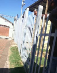 King & Dom Security Fencing