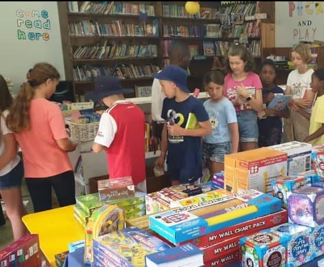Denmut Bookstore